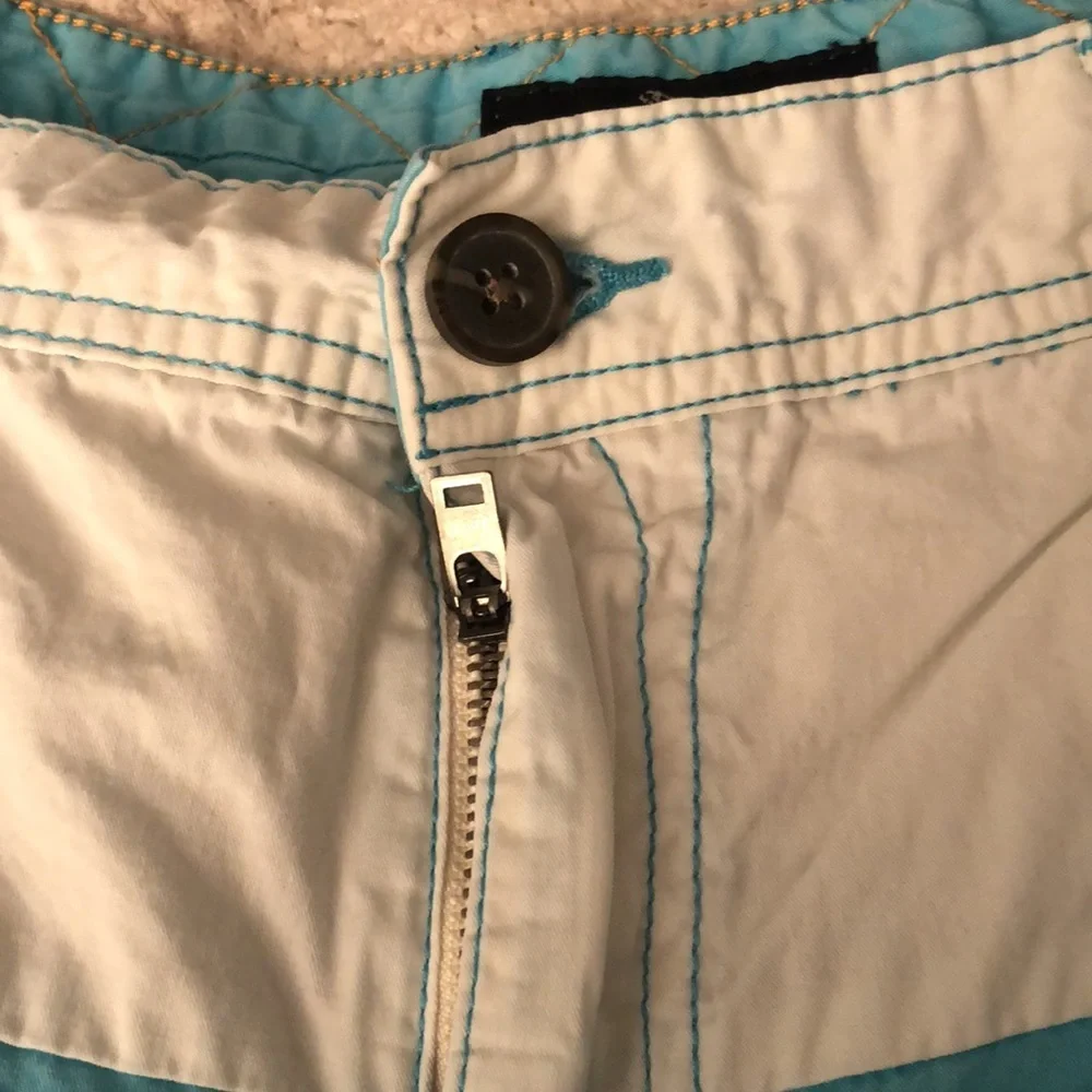 BUFFALO by DAVID BITTON size 36 shorts aqua blue & white with pockets